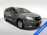 Used 2022 Chrysler Pacifica Touring-L image 3