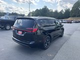 New 2026 Chrysler Pacifica Limited image 4