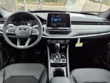 New 2025 Jeep Compass Latitude image 3