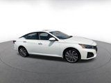 Used 2024 Nissan Altima 2.5 SL image 2