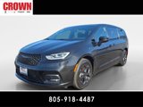 Certified 2022 Chrysler Pacifica Touring-L w/ Uconnect Theater Family Group image 3