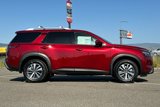 New 2025 Nissan Pathfinder SL image 3