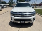 Used 2022 Ford Expedition Max Platinum image 2