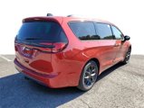New 2026 Chrysler Pacifica Limited image 4