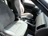 Used 2010 Ford Focus SE image 5