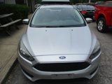 Used 2015 Ford Focus SE w/ Equipment Group 201A image 2
