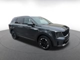Used 2024 Kia Sorento S image 2