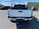 Used 2014 Toyota Tacoma 4x4 Double Cab image 3