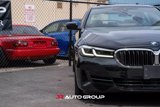 Used 2023 BMW 530i xDrive w/ Premium Package image 5