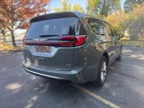 New 2025 Chrysler Pacifica Select image 6