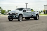 Used 2024 Ford F450 Platinum w/ FX4 Off-Road Package image 3