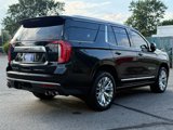 Used 2021 GMC Yukon Denali w/ Denali Premium Package image 4
