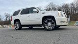Used 2013 Cadillac Escalade Premium image 6