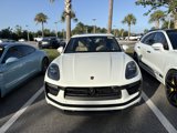 Certified 2024 Porsche Macan image 2
