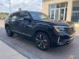 Used 2024 Volkswagen Atlas Cross Sport SEL Premium R-Line image 4