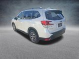 Used 2020 Subaru Forester Premium image 3