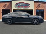 Used 2021 Toyota Camry SE image 2