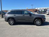New 2025 Jeep Grand Cherokee Limited image 4