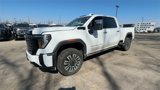 New 2025 GMC Sierra 2500 Denali Ultimate image 4