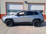 Used 2016 Jeep Cherokee Trailhawk w/ Cold Weather Group image 4