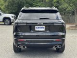 New 2025 Chevrolet Traverse RS image 3