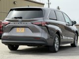 Used 2021 Toyota Sienna LE image 5