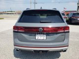 New 2025 Volkswagen Atlas Peak Edition SE image 4
