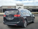 Used 2019 Chrysler Pacifica Limited image 4
