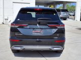 New 2025 Mitsubishi Outlander SE image 4