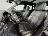 Certified 2021 Porsche Macan S image 5