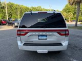 Used 2017 Lincoln Navigator Select image 4