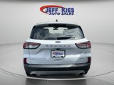 Used 2022 Ford Escape SE image 6