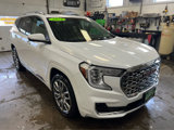Used 2024 GMC Terrain Denali image 3