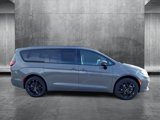 New 2025 Chrysler Pacifica Limited image 5