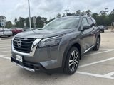 New 2025 Nissan Pathfinder Platinum image 3