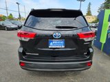 Used 2018 Toyota Highlander LE image 4
