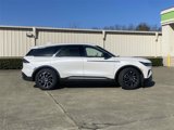 New 2025 Lincoln Nautilus Reserve image 2