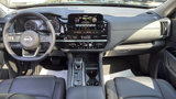 Used 2025 Nissan Pathfinder SL w/ SL Premium Package image 5