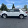 Used 2018 Ford Explorer XLT w/ Equipment Group 201A image 2