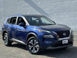 Used 2023 Nissan Rogue SV image 2