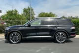 Used 2023 Lincoln Aviator Reserve w/ Equipment Group 201A image 5