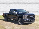 New 2025 Ford F250 4x4 Crew Cab Super Duty image 1