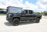 Used 2025 Chevrolet Silverado 2500 ZR2 w/ Technology Package image 5