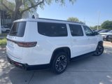 Used 2023 Jeep Wagoneer L Series III w/ Convenience Group I image 3