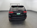 Used 2019 Jeep Grand Cherokee Laredo image 6