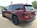 Used 2025 Jeep Grand Cherokee L Limited w/ Luxury Tech Group II image 3
