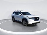 New 2025 Nissan Pathfinder Platinum image 2