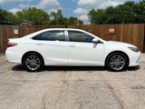 Used 2015 Toyota Camry SE image 4