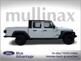 Used 2022 Jeep Gladiator Sport image 3