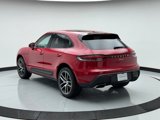 Certified 2024 Porsche Macan image 3